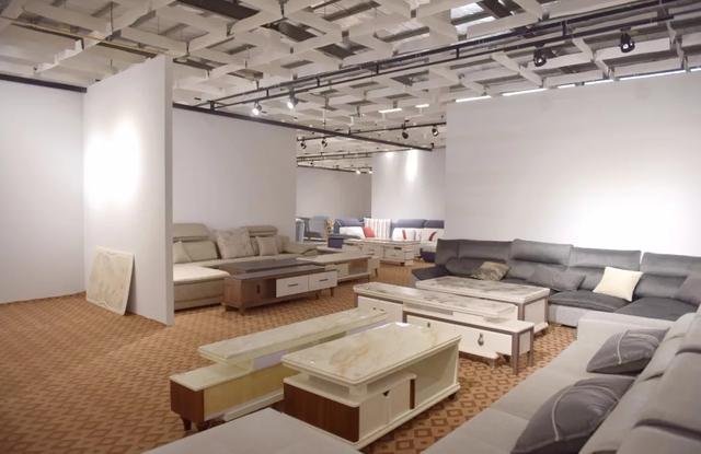 置优家家具超市潜江壹中心店9月18日盛大开业，拓宽家具与办公用品市场